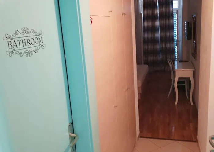 Casa de hóspedes Riva 3*