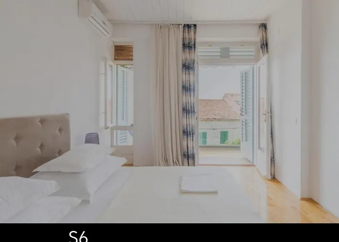 Riva 3*