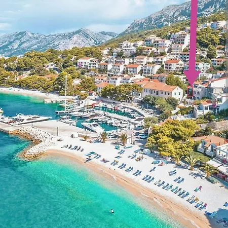 Casa de hóspedes Riva 3*